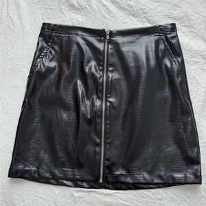 Shinestar Glossy Black Mini Skirt